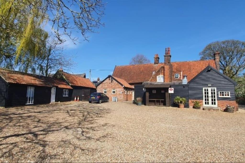 Holiday home The Six Bells Barn, Preston St Mary, Suffolk.