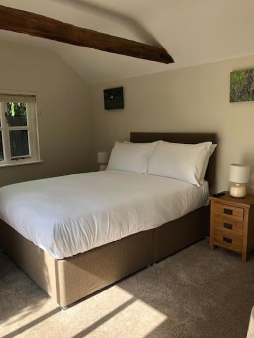 The Six Bells Barn, Preston St Mary, Suffolk. Holiday home *